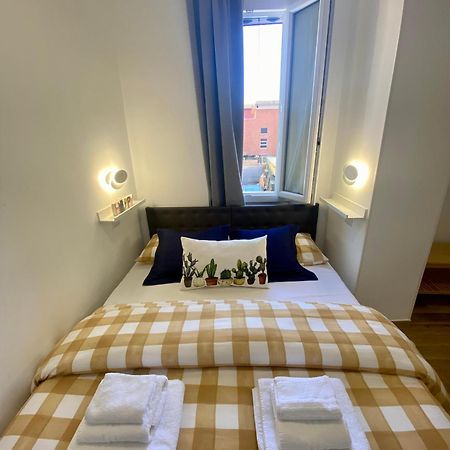 Menasihome Rome Bagian luar foto