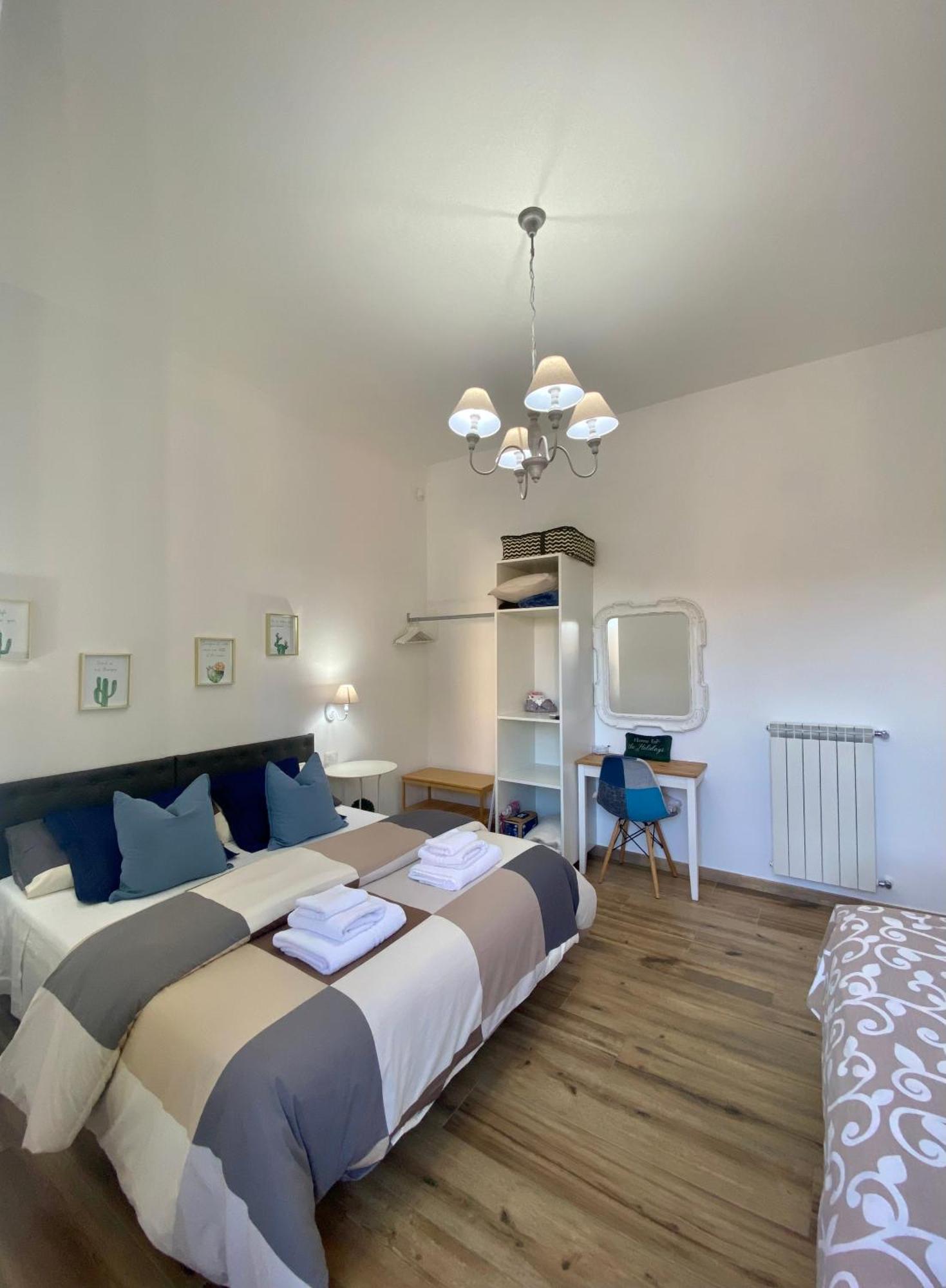 Menasihome Rome Bagian luar foto